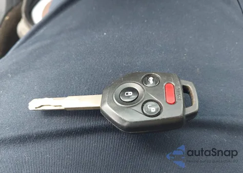 2011 Subaru Outback 2.5I Limited z USA, uszkodzony, nr VIN 4S4BRCKC2B3411792